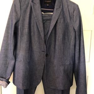 Banana Republic pant suit, jacket and pant both 14